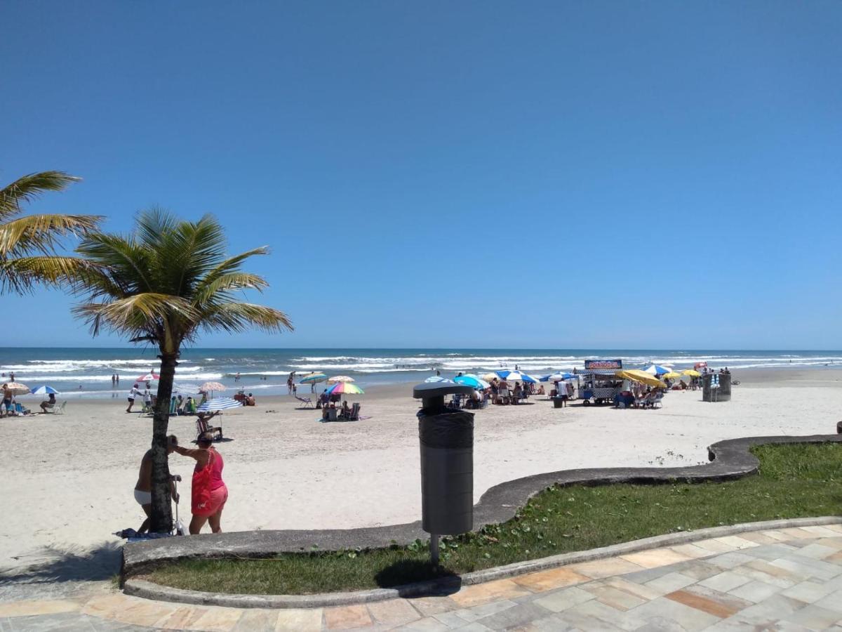 Linda e Aconchegante Casa com Piscina perto da Praia Praia Grande (Santos) Exterior foto